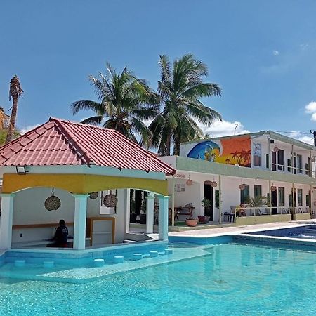 Pelican Inn At Las Dunas Chelem Exterior photo
